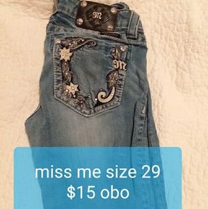 Miss me Jean's size 29